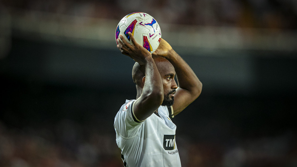 巴伦西亚球员受伤，让球队教练组头痛不已！的简单介绍