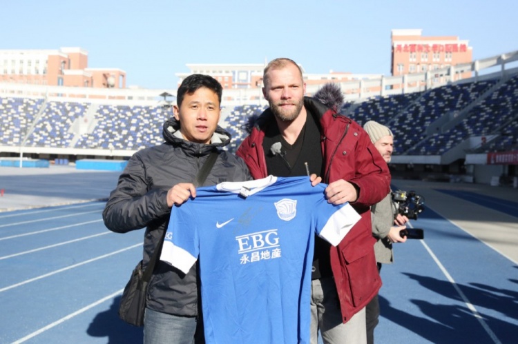 江苏队主教练求助外援，提升球队水平