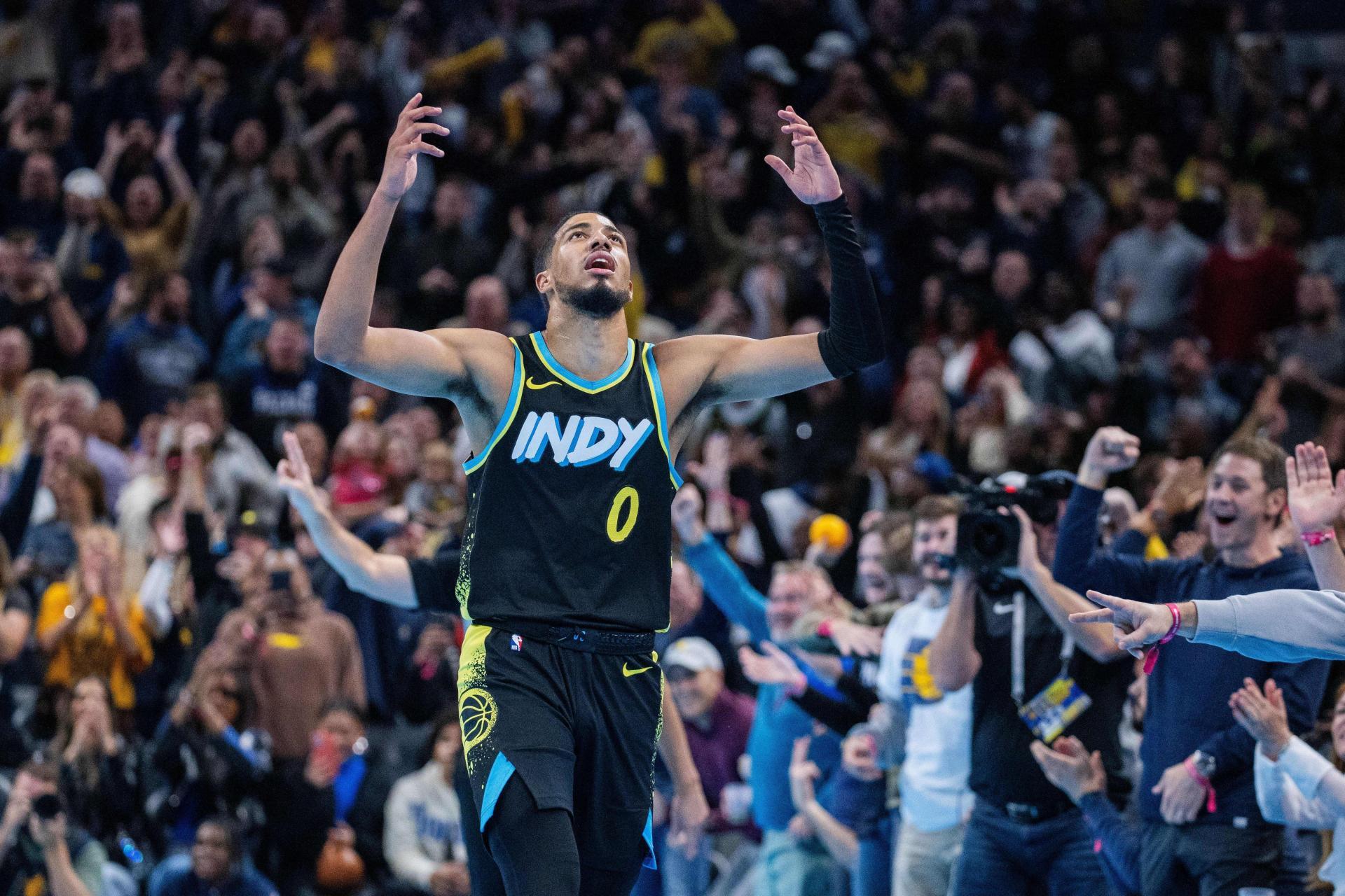 西亚卡姆连续十二场比赛得分超过状态火爆，切尔西冲击纪录！