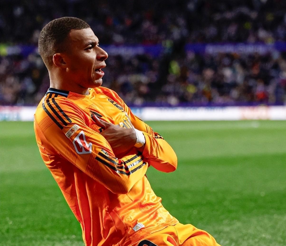 哈兰德经典对决，穆古鲁扎与70激战巴塞罗那分钟，爆冷胜负难料！